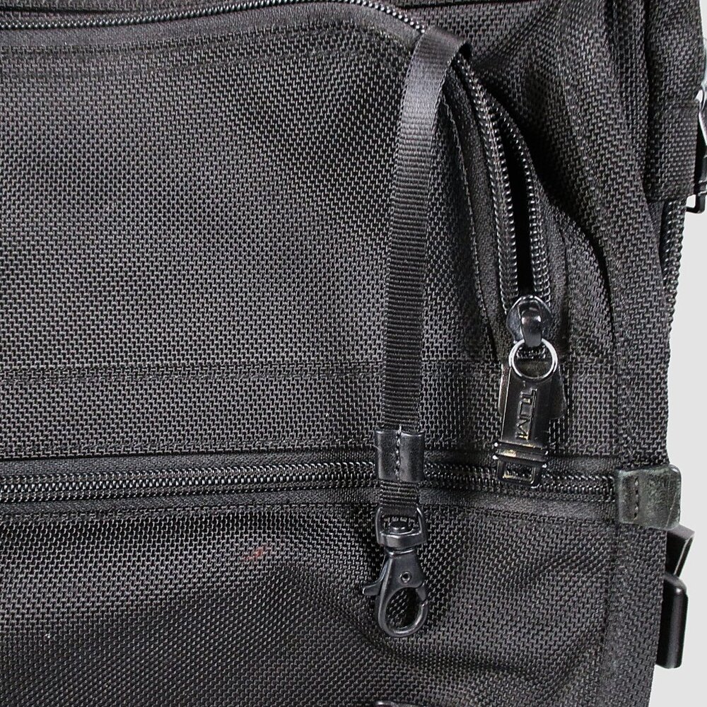 TUMI EXPANDABLE ORGANIZER LAPTOP BRIEFCASE - Picture 8 of 16